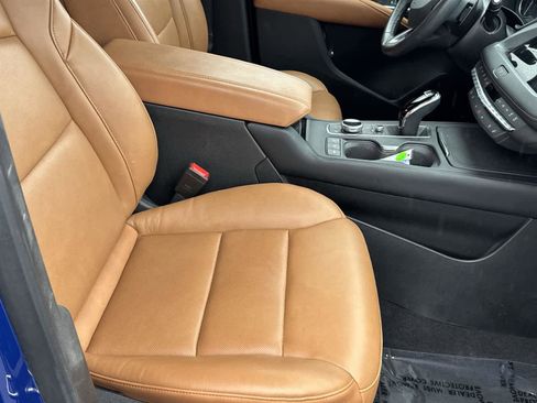 Used 2023 Cadillac XT4 Premium Luxury w/ Driver Assist Package image 17