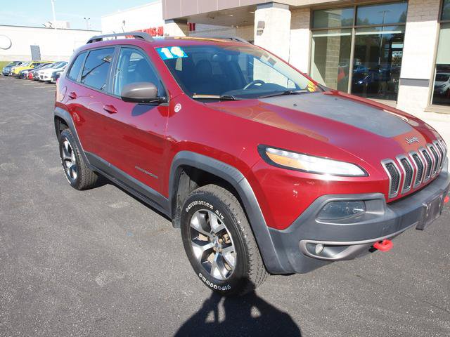 Used 2014 Jeep Cherokee Trailhawk w/ Comfort/Convenience Group AWD/4WD image 1