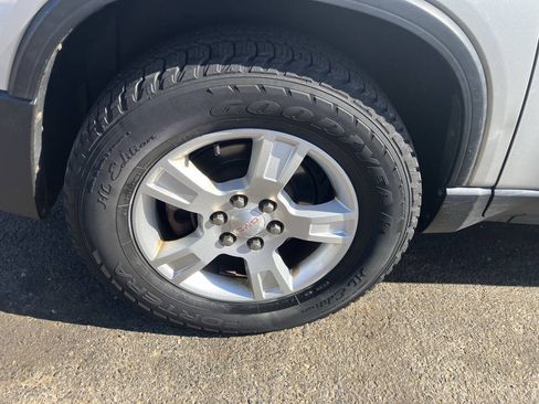 Used 2010 GMC Acadia SL FWD image 15