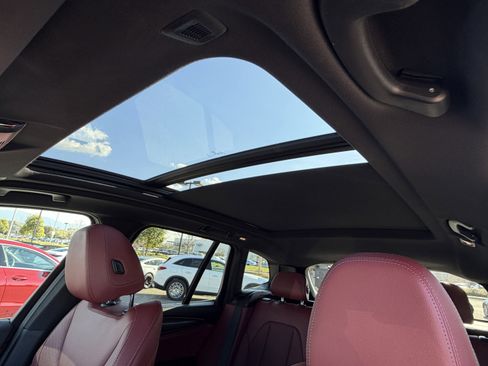 Used 2024 BMW X3 sDrive30i w/ M Sport Package image 22