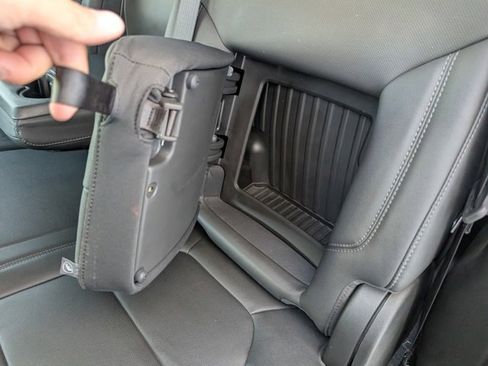 Used 2019 Chevrolet Silverado 1500 LTZ w/ LTZ Plus Package image 22