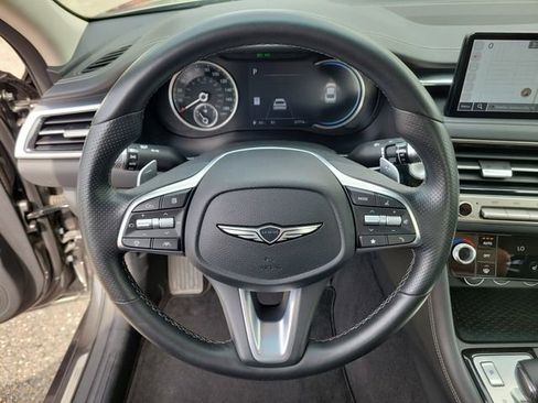 Used 2025 Genesis G70 2.5T AWD/4WD image 19