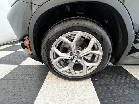 Used 2022 BMW X3 xDrive30i AWD/4WD image 11
