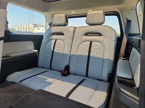 Used 2024 Rivian R1S Adventure AWD/4WD image 26