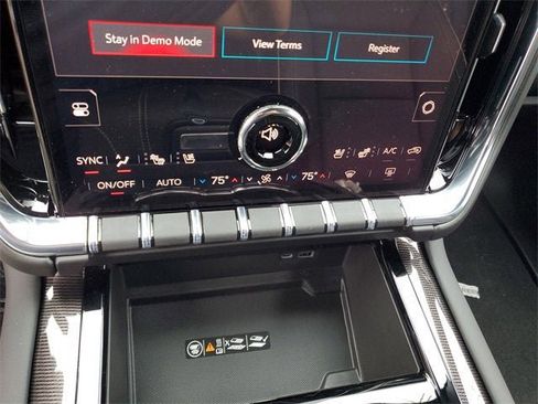 New 2026 GMC Yukon XL Elevation image 23