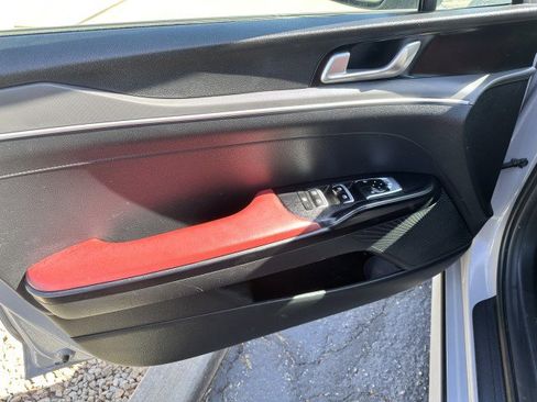 Used 2021 Kia K5 GT-Line image 10