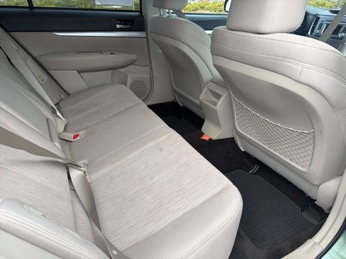 Used 2014 Subaru Outback 2.5i Premium image 22