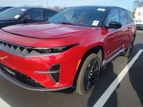 Used 2024 Jeep Wagoneer Launch Edition image 1