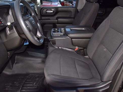 Used 2021 Chevrolet Silverado 1500 Custom Trail Boss w/ LPO, Dark Essentials Package image 13