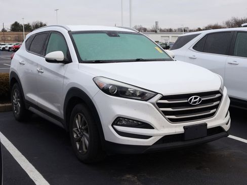 Used 2017 Hyundai Tucson SE Plus image 3