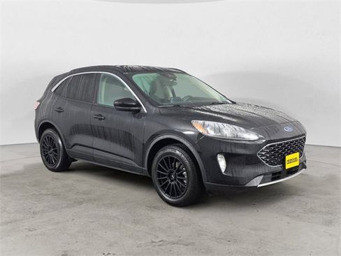 Used 2020 Ford Escape SEL image 7