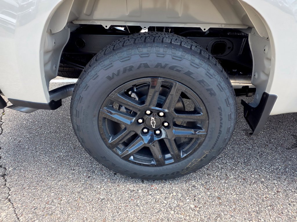 New 2026 Chevrolet Silverado 1500 RST w/ RST Select Package AWD/4WD image 9