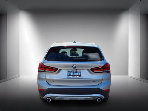 Used 2021 BMW X1 xDrive28i w/ Premium Package image 4