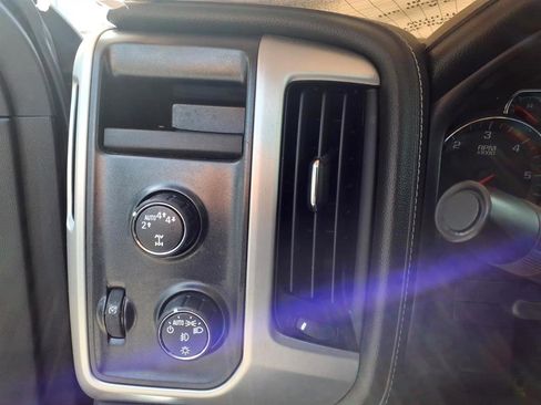 Used 2017 GMC Sierra 1500 SLE w/ SLE Value Package image 14