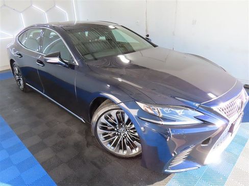 Used 2019 Lexus LS 500 w/ Interior Upgrade Package RWD image 5