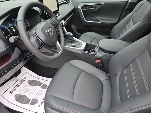 Certified 2025 Toyota RAV4 Limited image 11