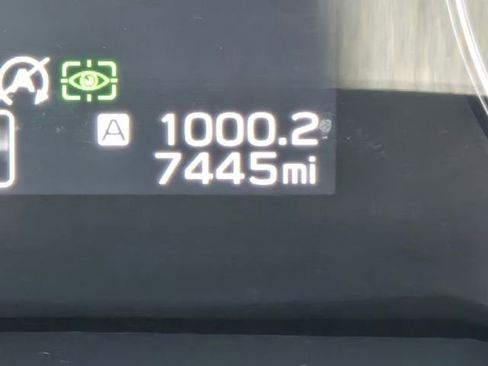 Used 2025 Subaru Outback Limited image 23