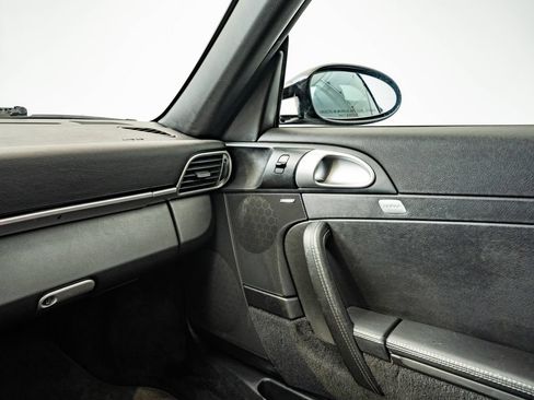Used 2005 Porsche 911 Carrera S RWD image 42