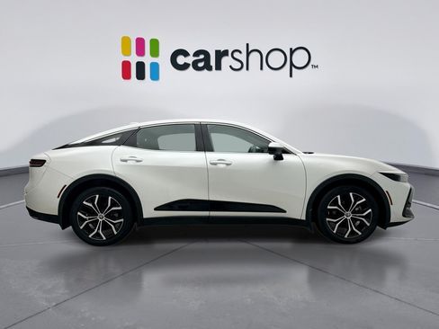 Used 2023 Toyota Crown AWD/4WD image 6