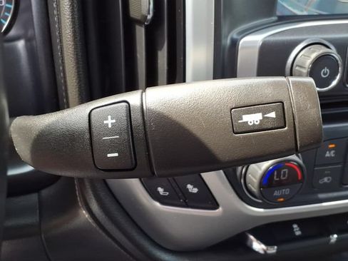 Used 2018 GMC Sierra 1500 SLE w/ SLE Value Package AWD/4WD image 25