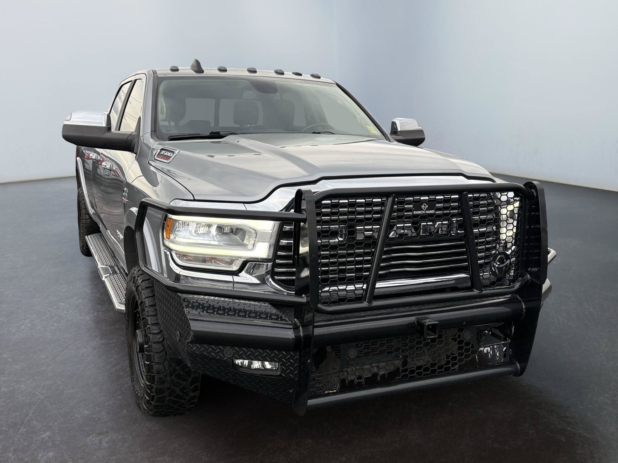 Used 2022 RAM 3500 Laramie AWD/4WD image 7