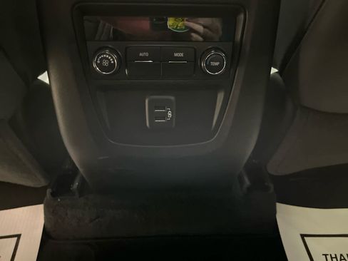 Used 2023 Buick Enclave Essence w/ Experience Buick Package image 15