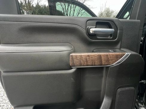 Used 2022 GMC Sierra 2500 Denali image 15