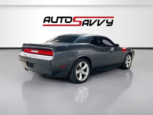 Used 2013 Dodge Challenger R/T RWD image 7
