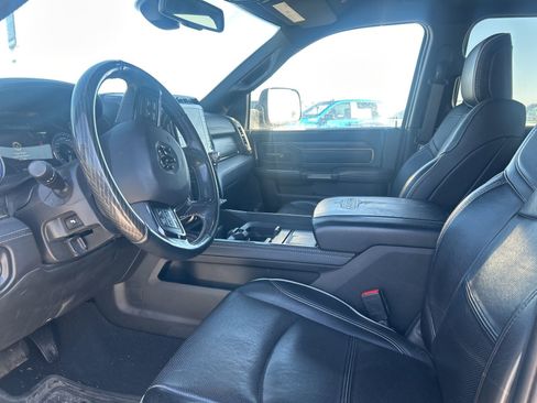 Used 2022 RAM 2500 Limited w/ Night Edition image 9
