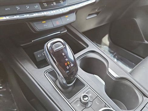 Used 2023 Cadillac XT4 Premium Luxury AWD/4WD image 12