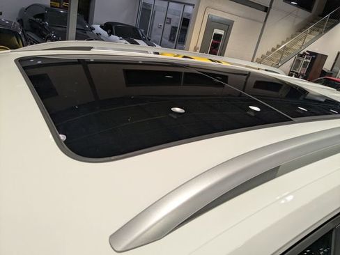 Used 2021 Volkswagen Atlas SEL image 15