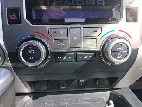 Used 2019 Toyota Tundra Limited w/ Limited Premium Package image 26