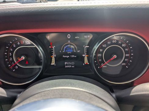 Used 2020 Jeep Gladiator Rubicon AWD/4WD image 29