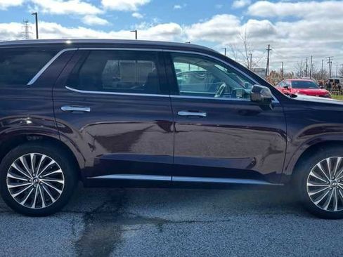 Used 2023 Hyundai Palisade Calligraphy w/ Cargo Package image 3