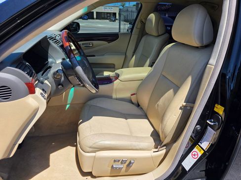 Used 2008 Lexus LS 460 RWD image 9