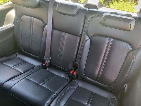 Used 2025 Jeep Wagoneer 4WD image 30