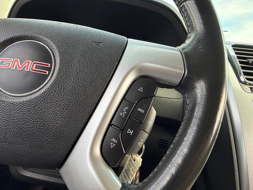 Used 2012 GMC Acadia SLE FWD image 18