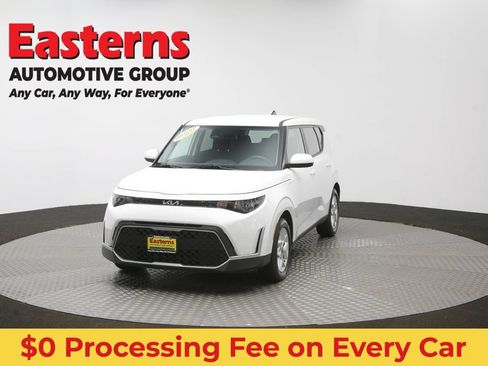 Used 2024 Kia Soul LX w/ Option Group 015 FWD image 51
