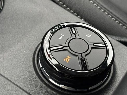 New 2025 Ford Ranger Lariat w/ FX4 Off-Road Package image 40