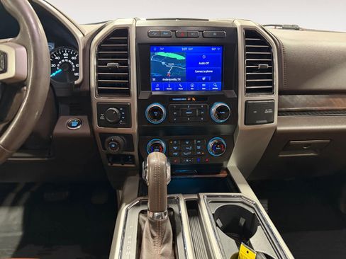 Used 2020 Ford F150 King Ranch w/ Equipment Group 601A Luxury AWD/4WD image 12
