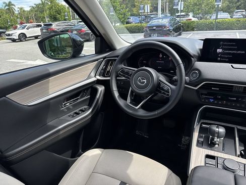 Certified 2026 MAZDA CX-70 3.3 Turbo w/ Premium Package AWD/4WD image 21