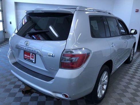 Used 2010 Toyota Highlander Limited AWD/4WD image 33