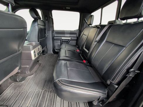 Used 2019 Ford F150 Lariat w/ Equipment Group 502A Luxury image 13