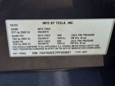 Used 2023 Tesla Model Y Long Range image 30
