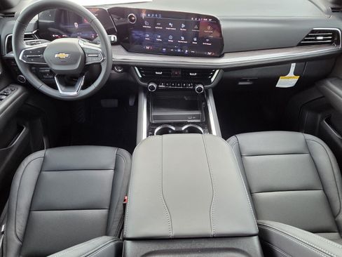 New 2026 Chevrolet Tahoe LS w/ LS Custom Edition AWD/4WD image 9