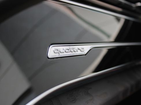 Used 2022 Audi Q8 Premium Plus AWD/4WD image 14
