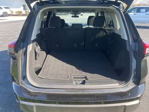 Used 2025 Nissan Rogue SV image 20