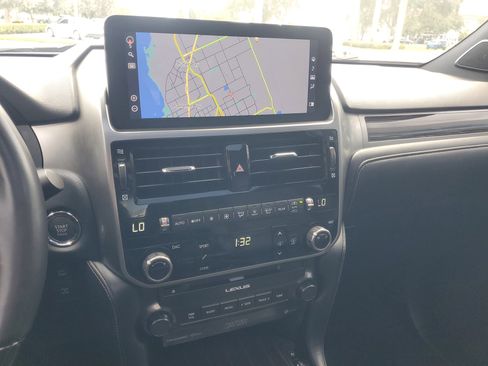 Used 2023 Lexus GX 460 Luxury image 30