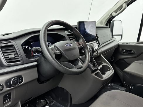 Used 2023 Ford Transit 350 XLT image 10