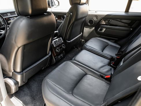 Used 2019 Land Rover Range Rover Supercharged image 45